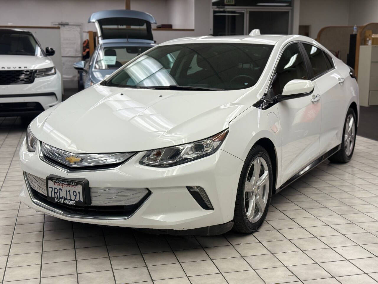 2017 CHEVROLET Volt
