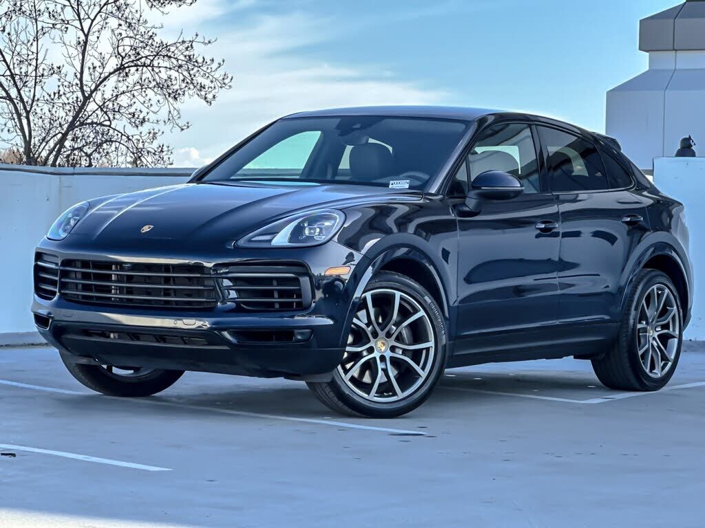 2023 PORSCHE Cayenne