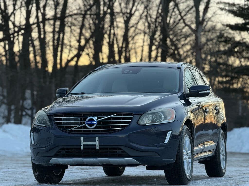 2015 VOLVO XC60