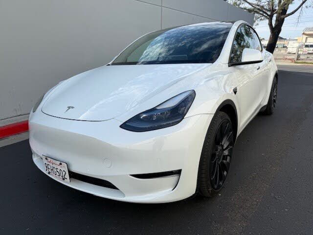 2022 TESLA Model Y