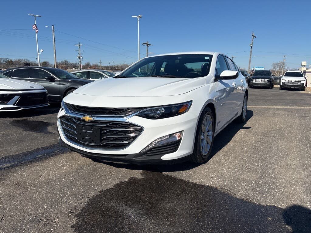 2025 CHEVROLET Malibu