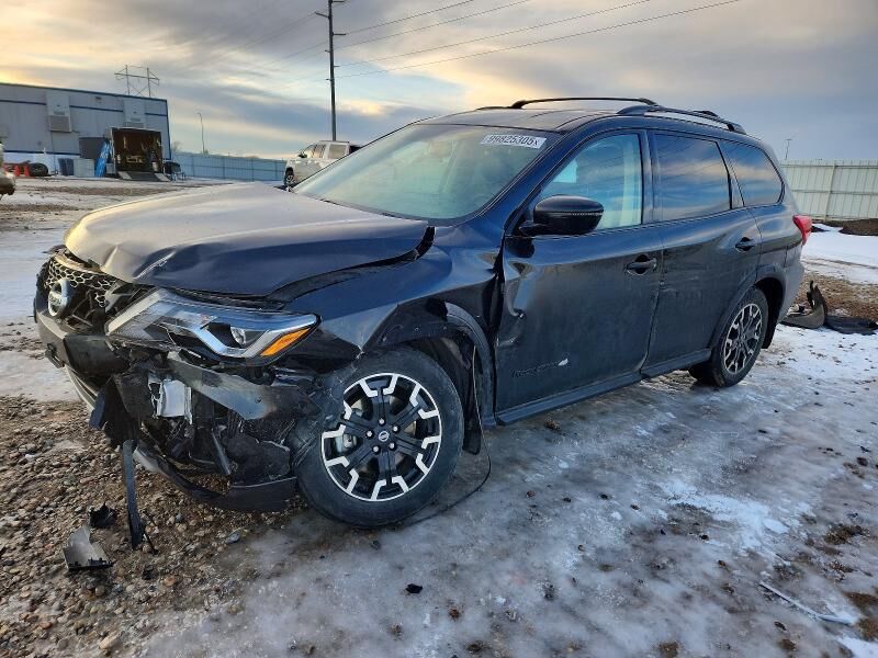 2020 NISSAN Pathfinder