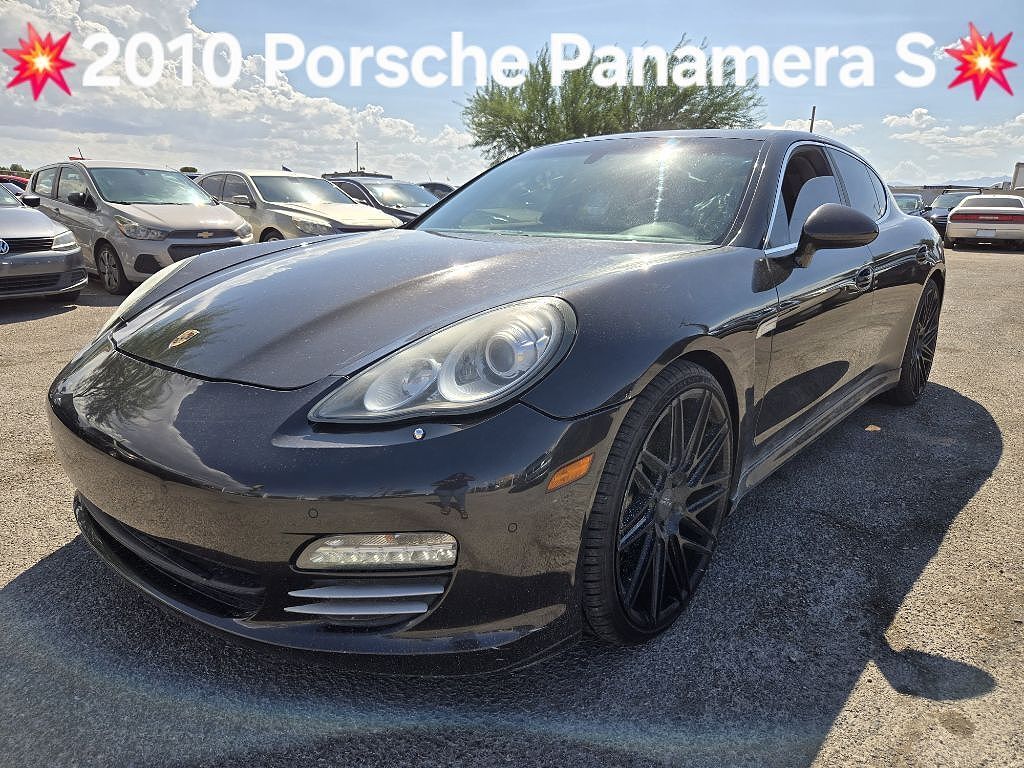 2010 PORSCHE Panamera