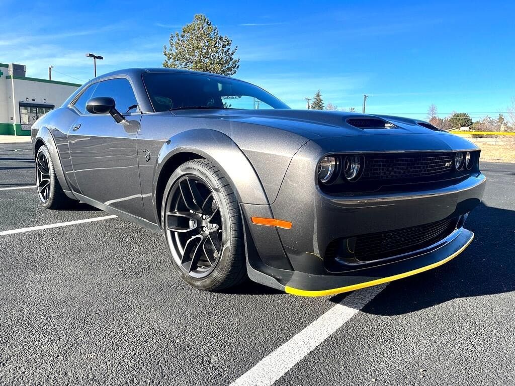 2023 DODGE Challenger
