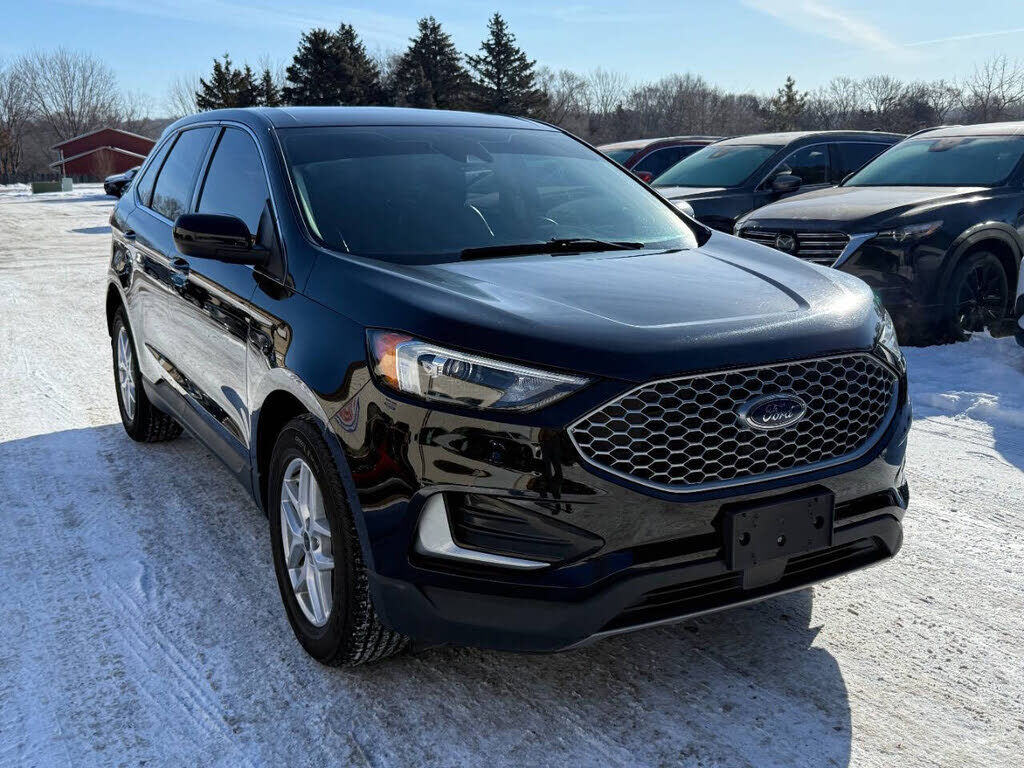 2023 FORD Edge