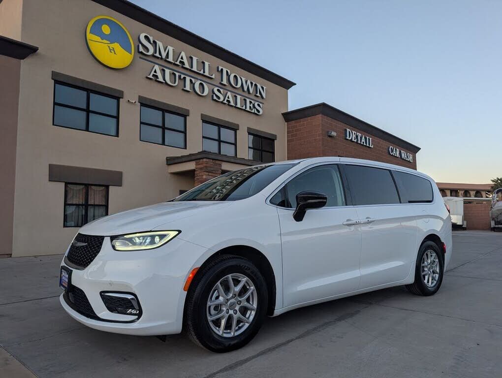 2024 CHRYSLER Pacifica