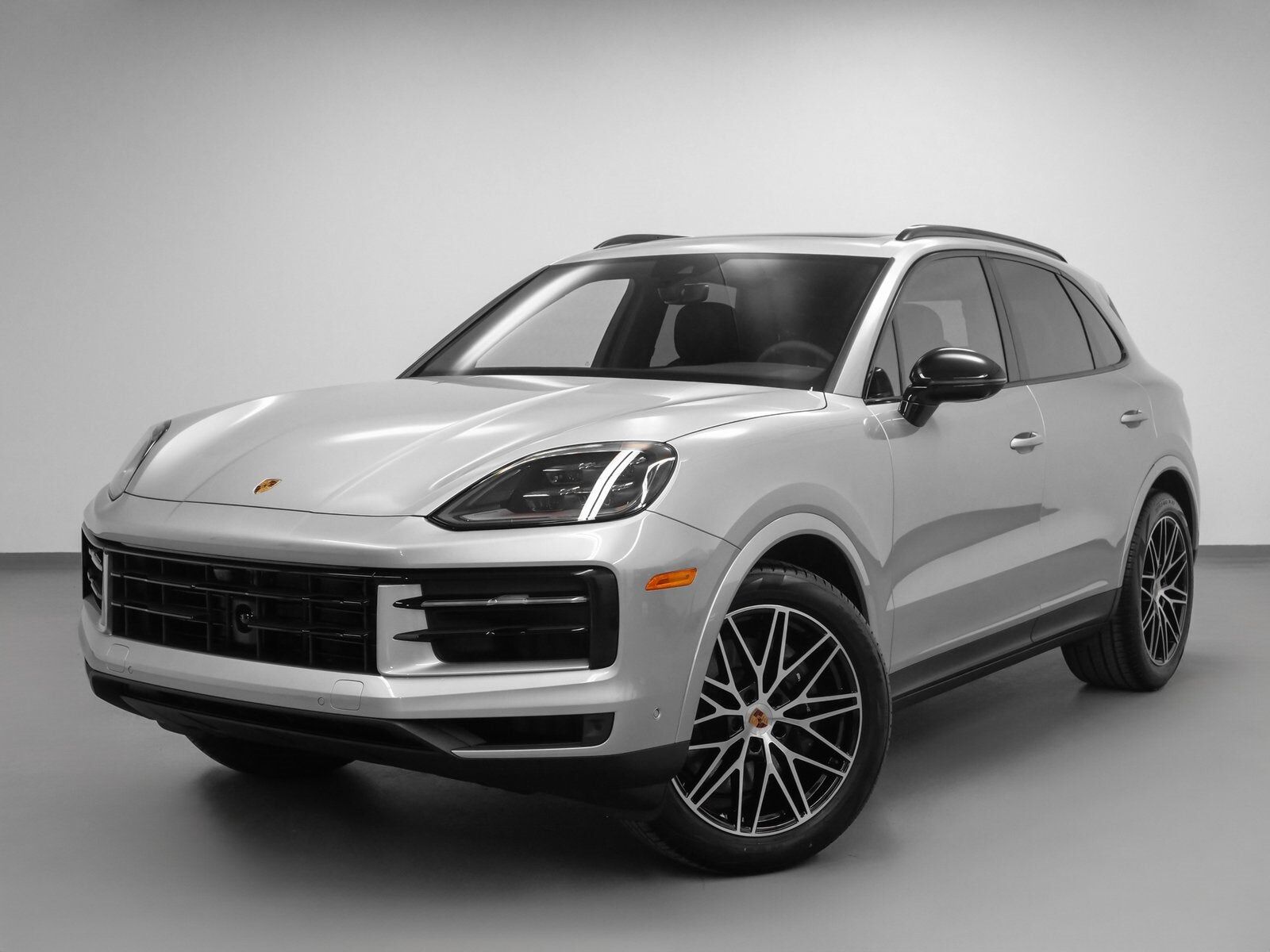 2025 PORSCHE Cayenne