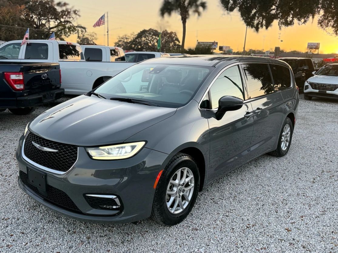 2023 CHRYSLER Pacifica