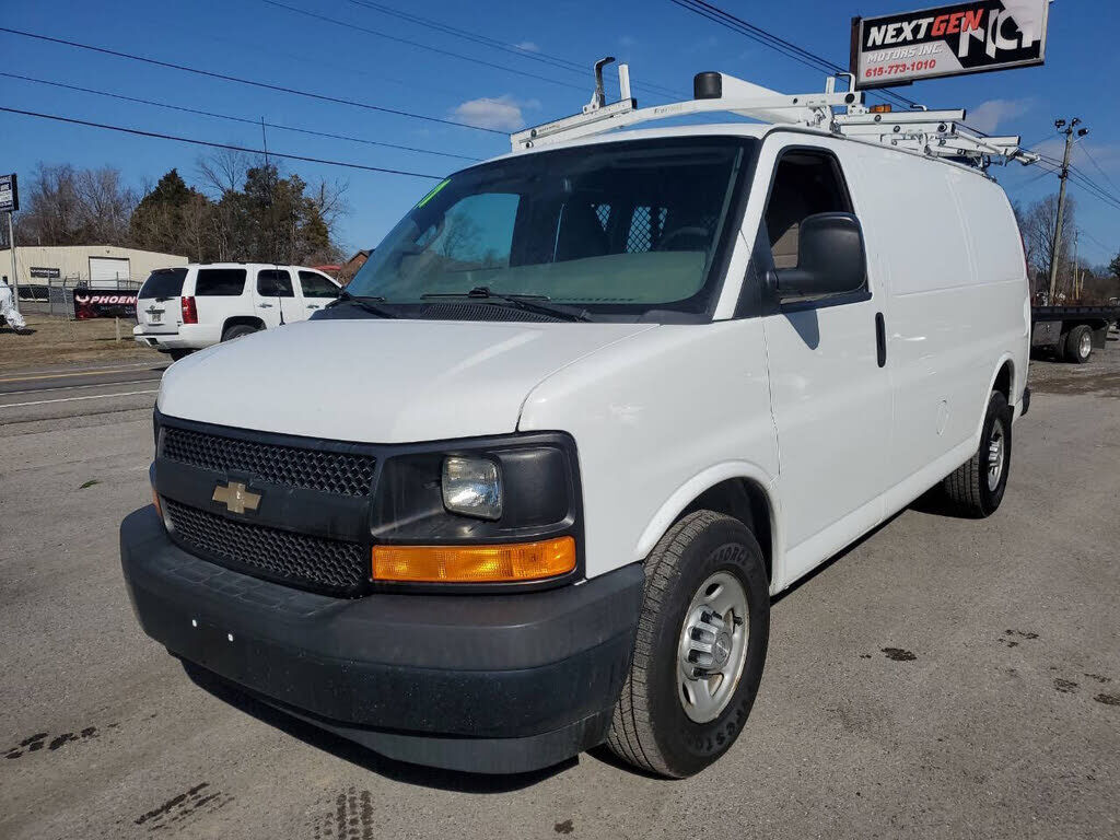 2017 CHEVROLET Express