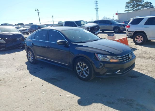 2017 VOLKSWAGEN Passat