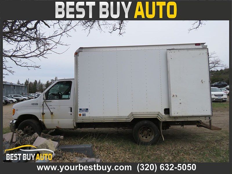 2001 FORD E-350