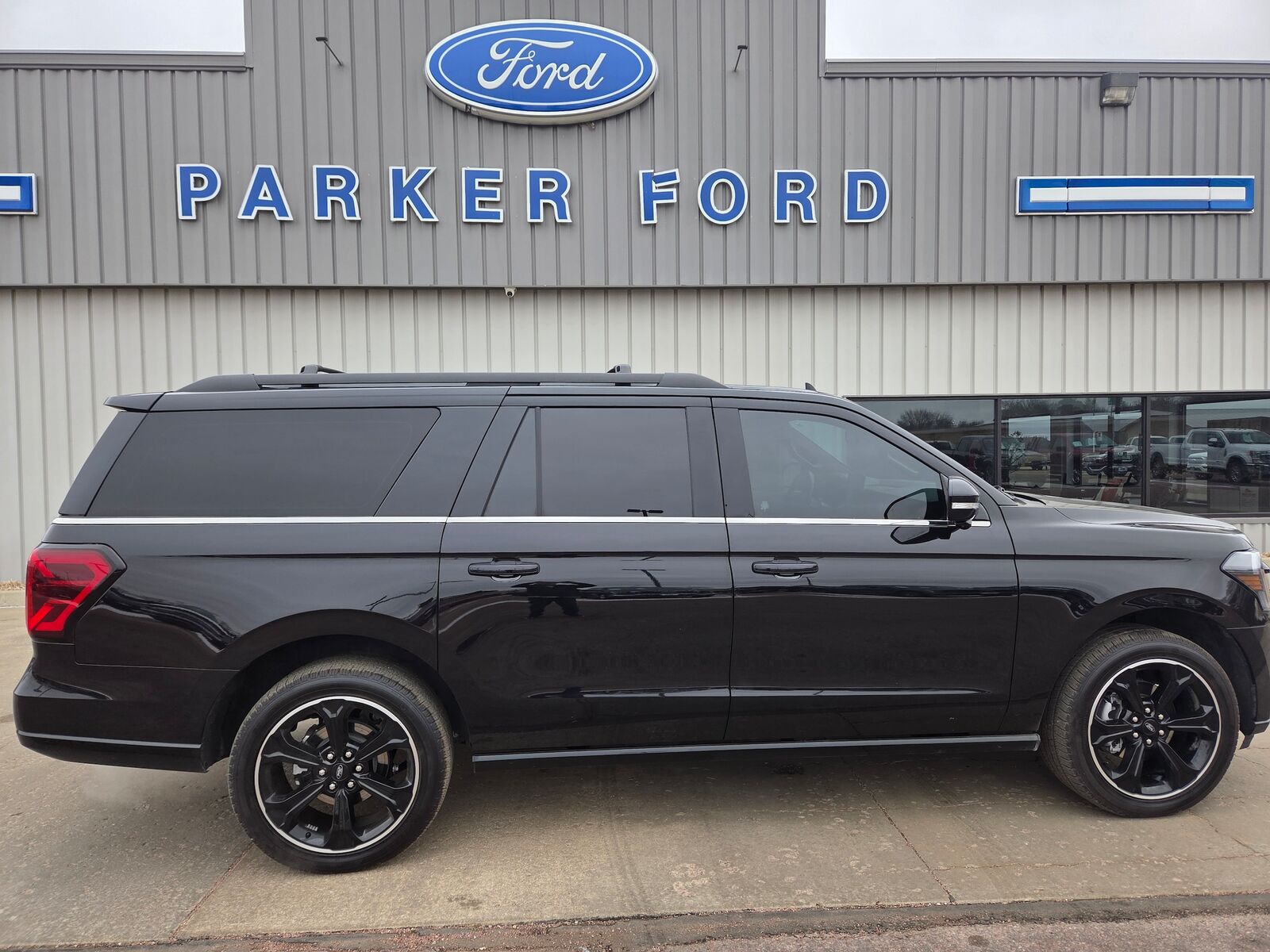 2023 FORD Expedition