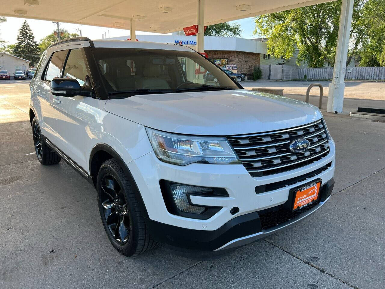 2016 FORD Explorer
