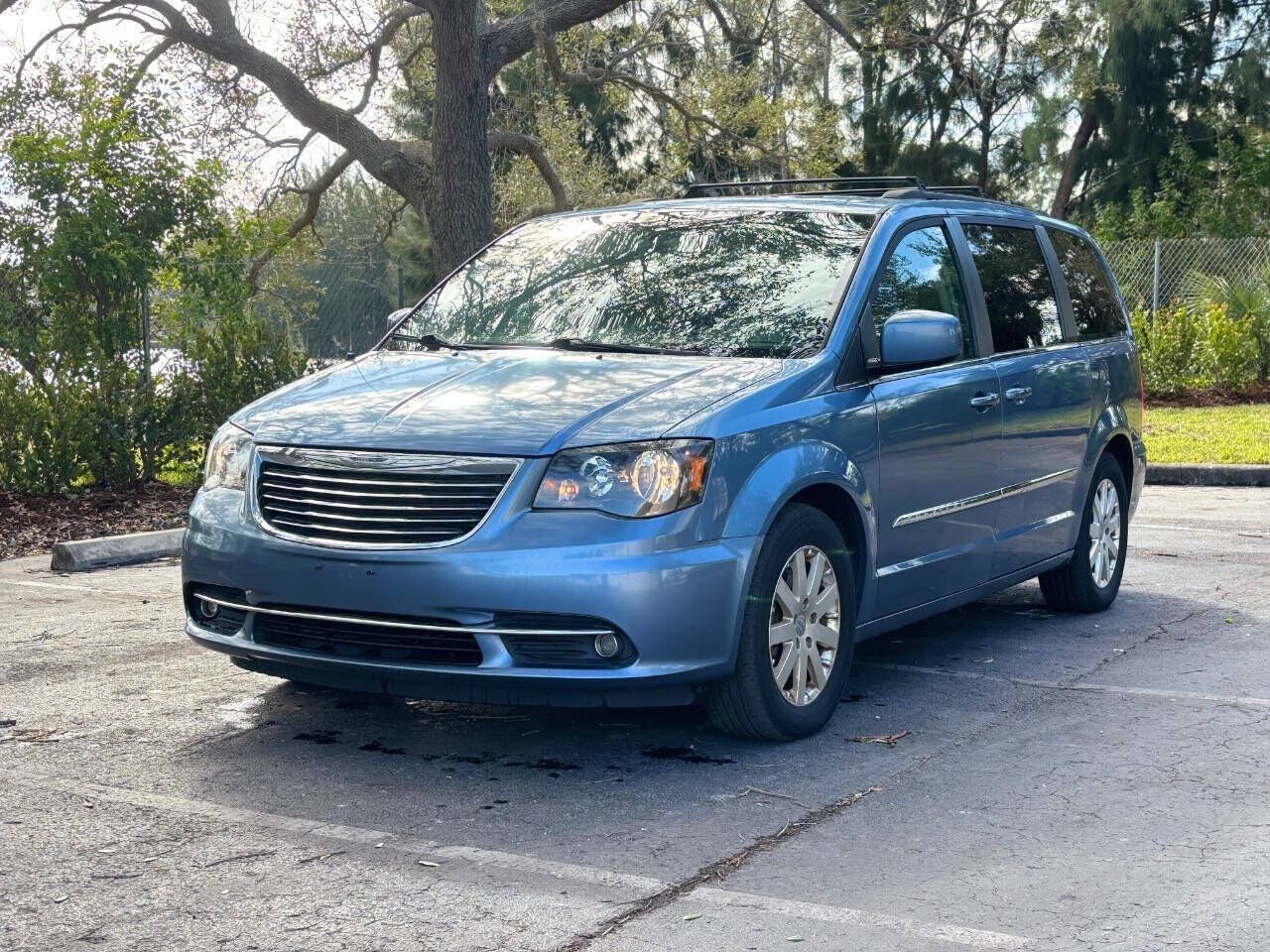 2012 CHRYSLER Town and Country