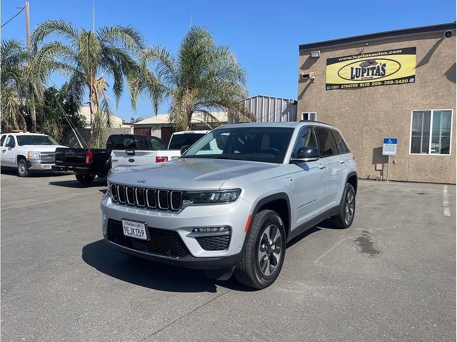 2022 JEEP Grand Cherokee