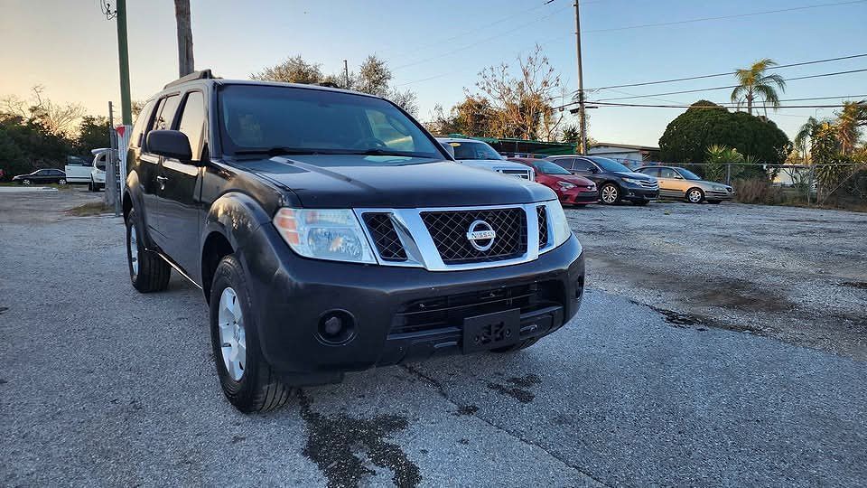 2011 NISSAN Pathfinder
