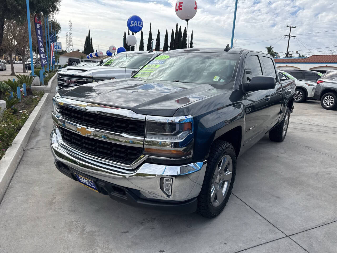 2018 CHEVROLET Silverado