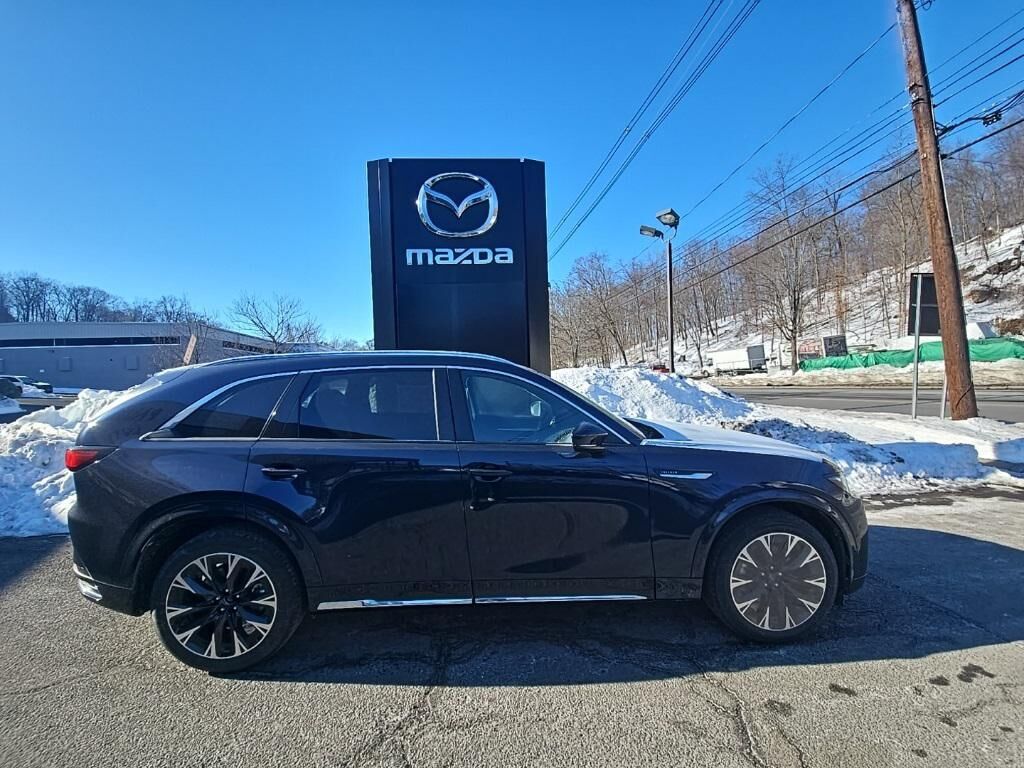 2026 MAZDA CX-90