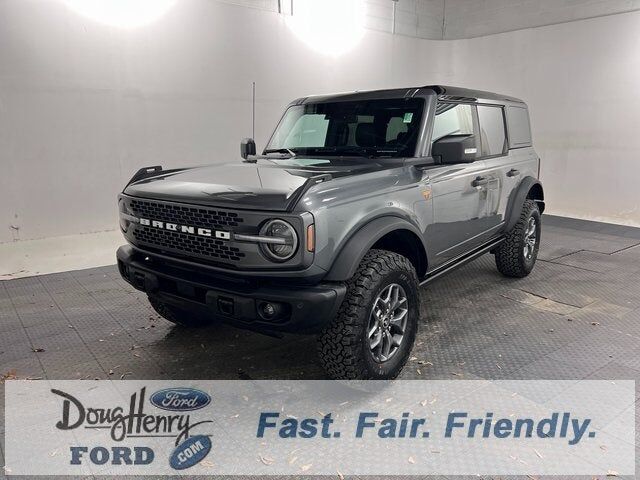 2025 FORD Bronco