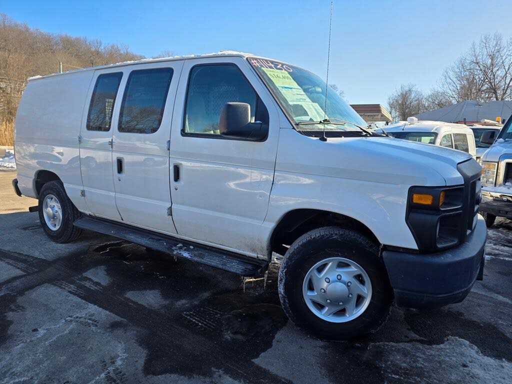 2012 FORD E-250