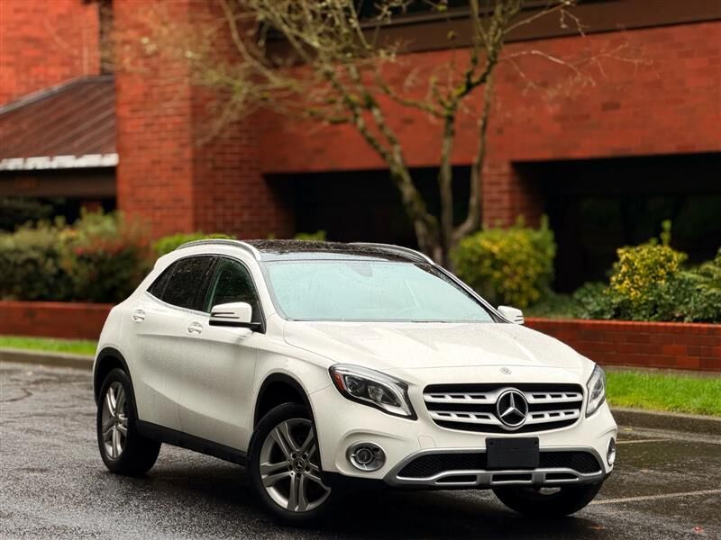 2018 MERCEDES-BENZ GLA-Class