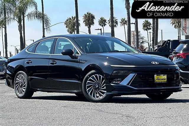 2025 HYUNDAI Sonata
