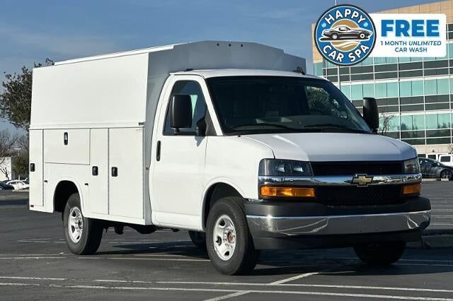 2025 CHEVROLET Express