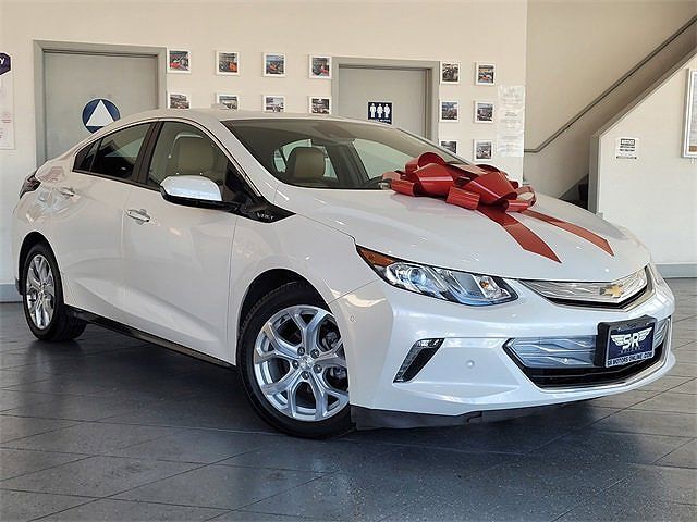 2018 CHEVROLET Volt