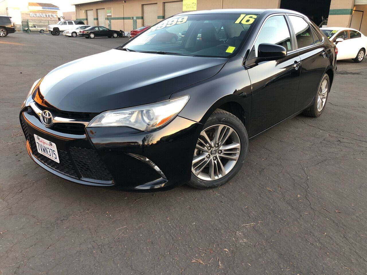 2016 TOYOTA Camry