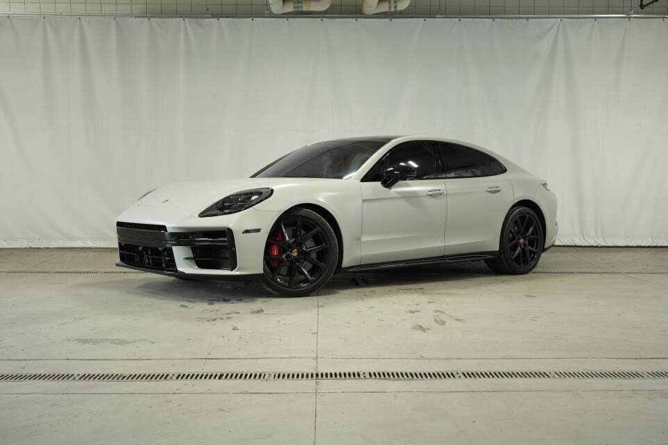 2025 PORSCHE Panamera