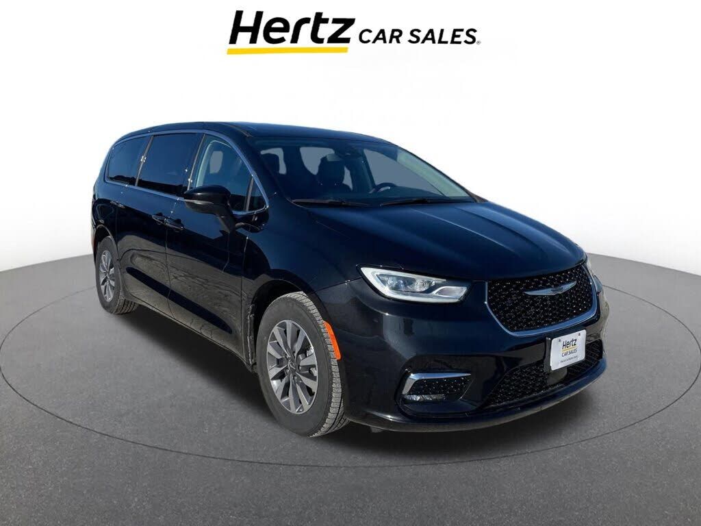 2023 CHRYSLER Pacifica