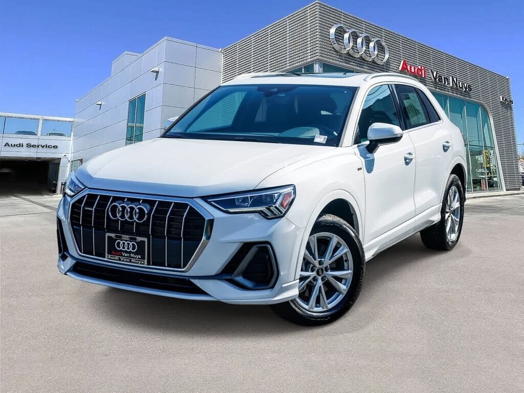 2025 AUDI Q3