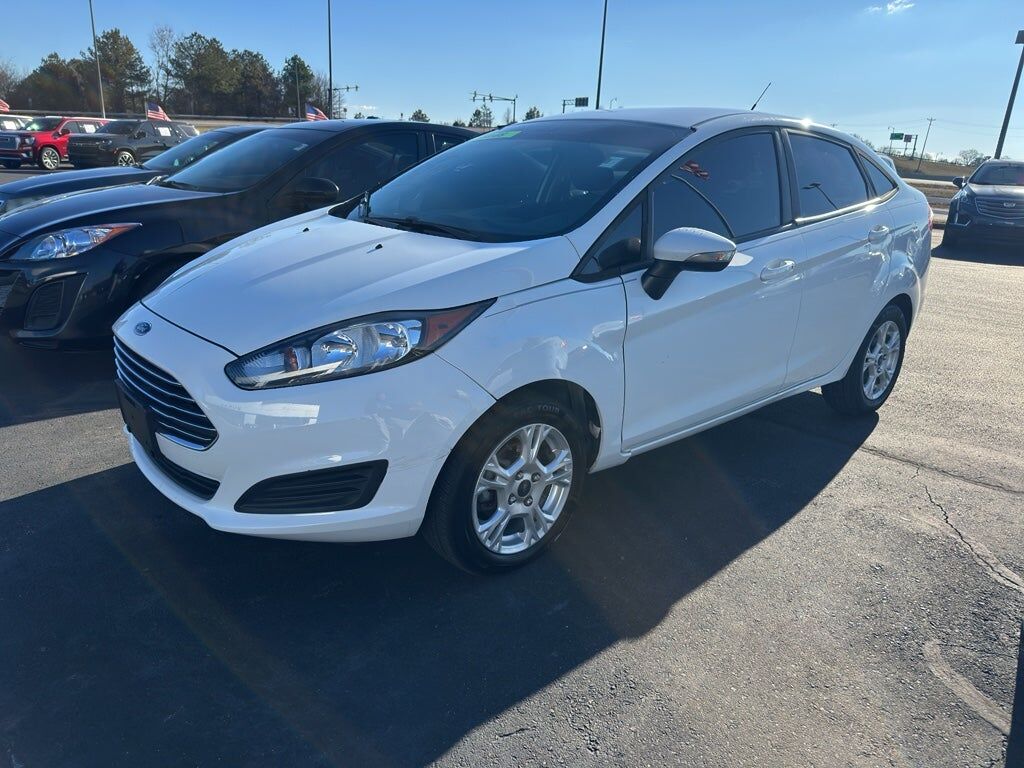 2016 FORD Fiesta