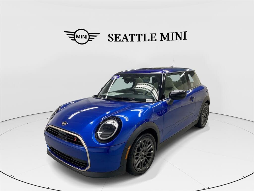 2025 MINI Hardtop