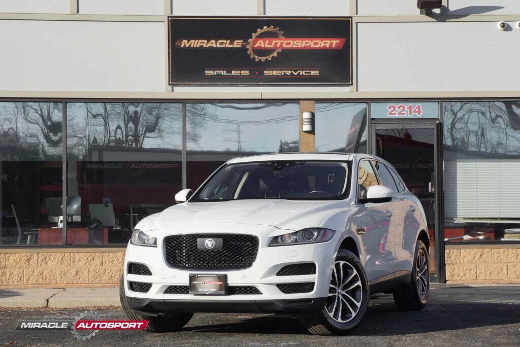 2019 JAGUAR F-Pace