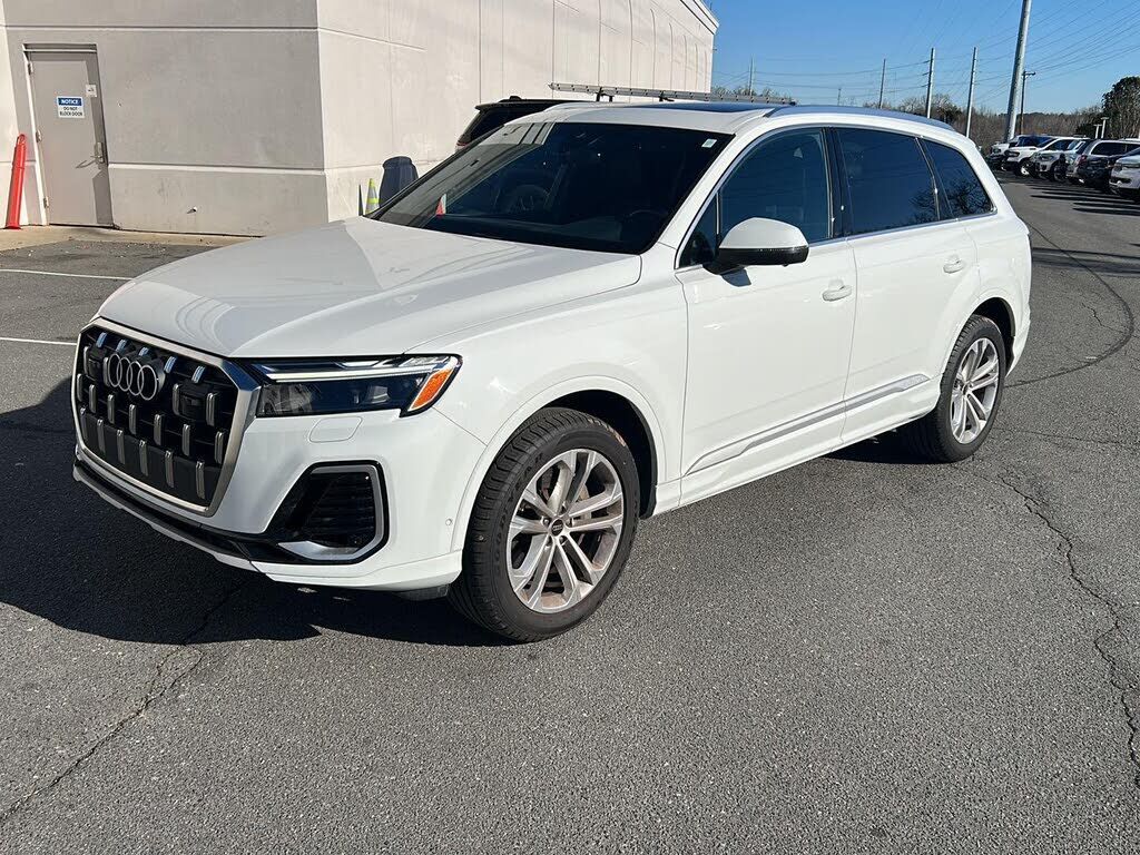 2025 AUDI Q7