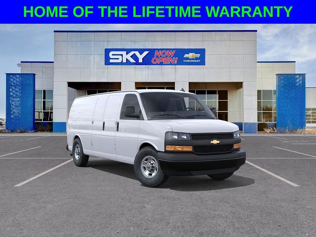2025 CHEVROLET Express