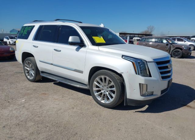 2017 CADILLAC Escalade