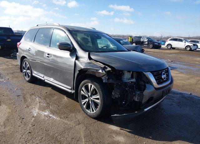 2017 NISSAN Pathfinder
