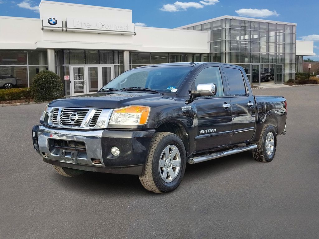 2014 NISSAN Titan