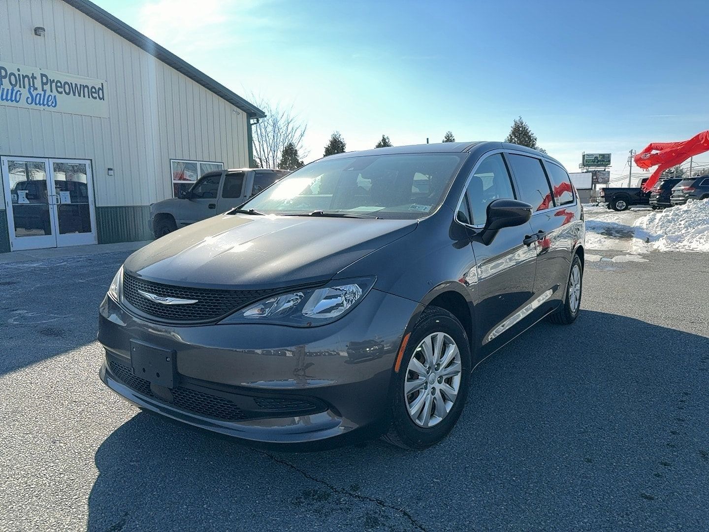 2021 Chrysler Voyager
