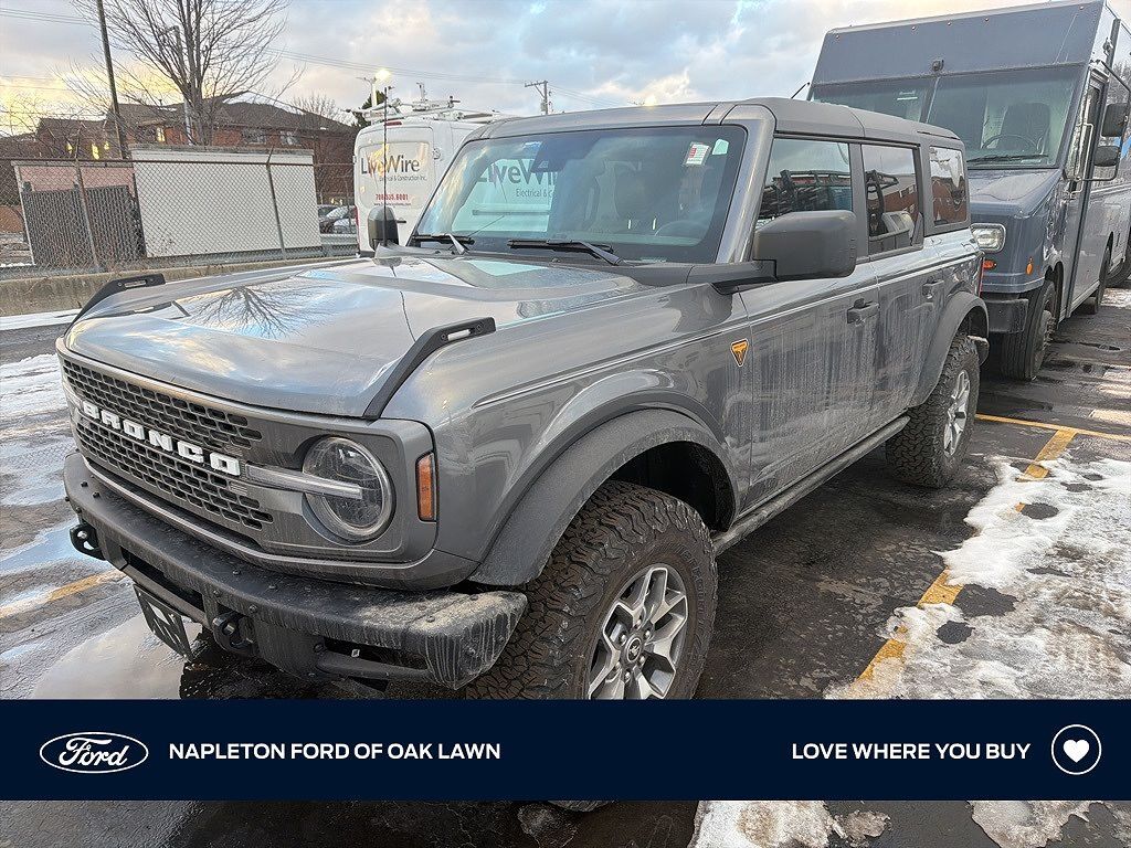 2024 FORD Bronco