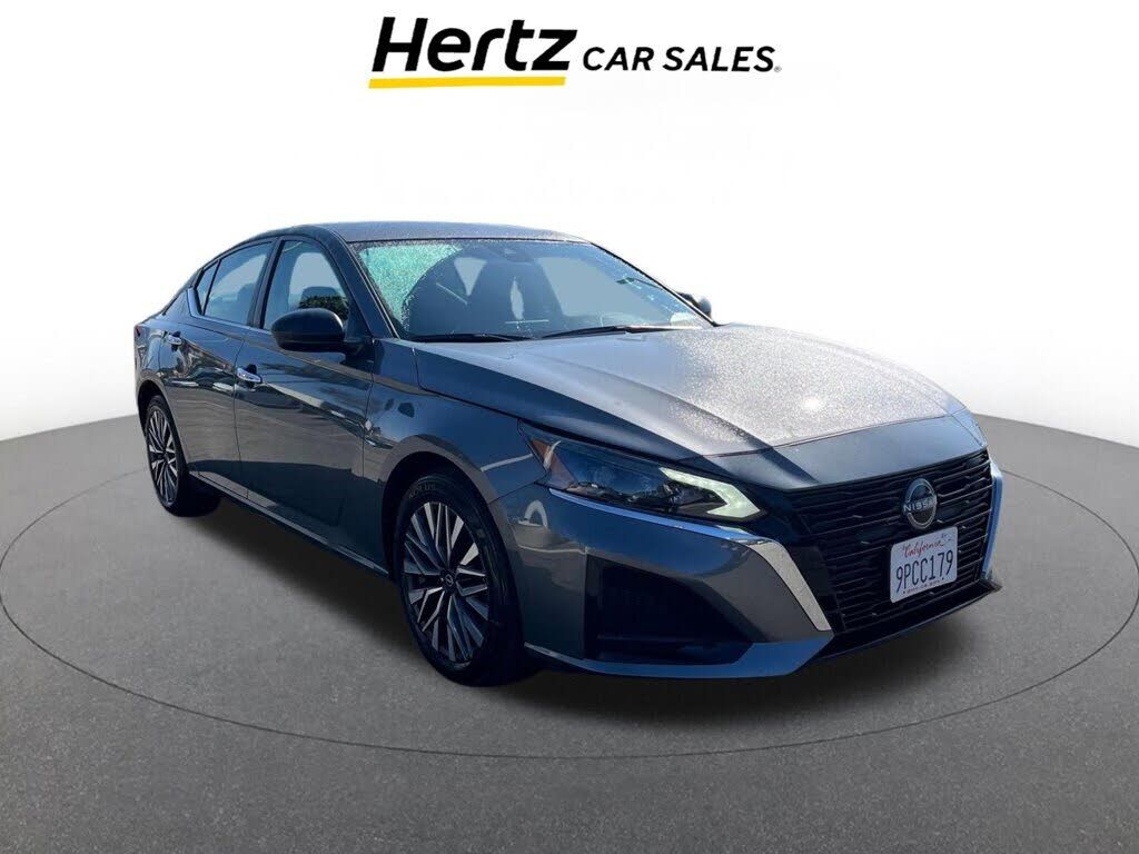 2025 Nissan Altima
