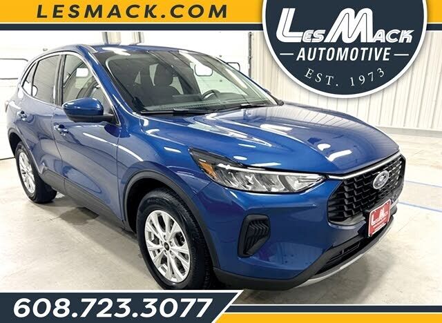 2023 FORD Escape