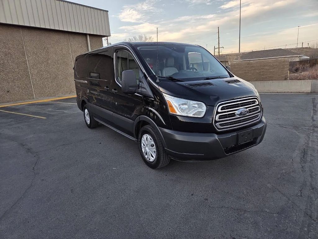 2017 FORD Transit