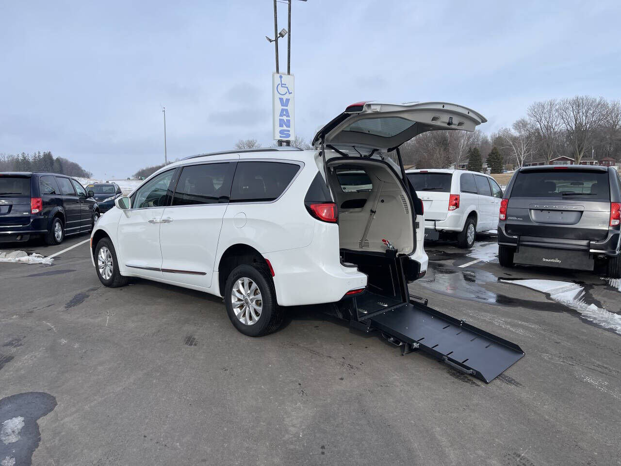 2019 CHRYSLER Pacifica