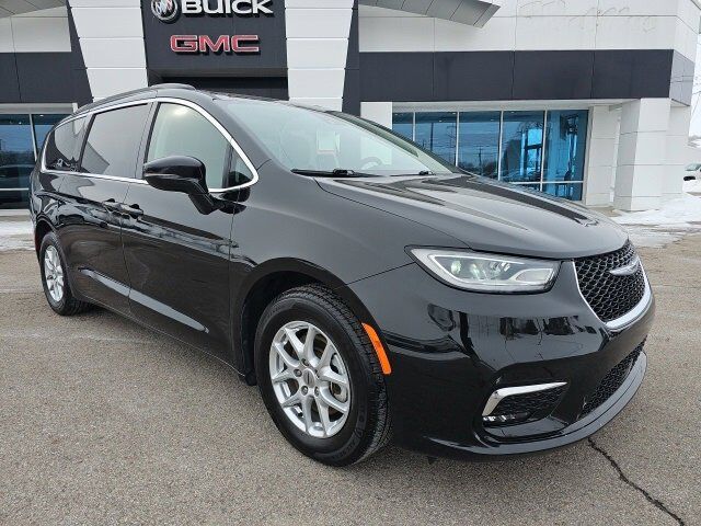 2022 CHRYSLER Pacifica