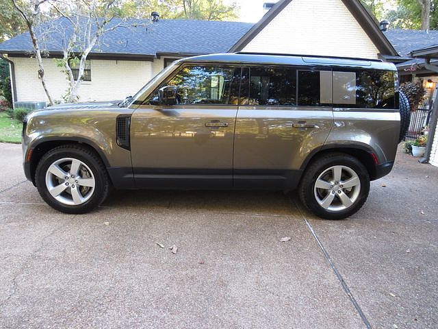 2020 LAND ROVER Defender