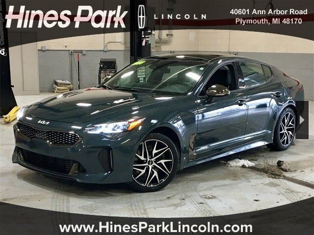 2023 KIA Stinger