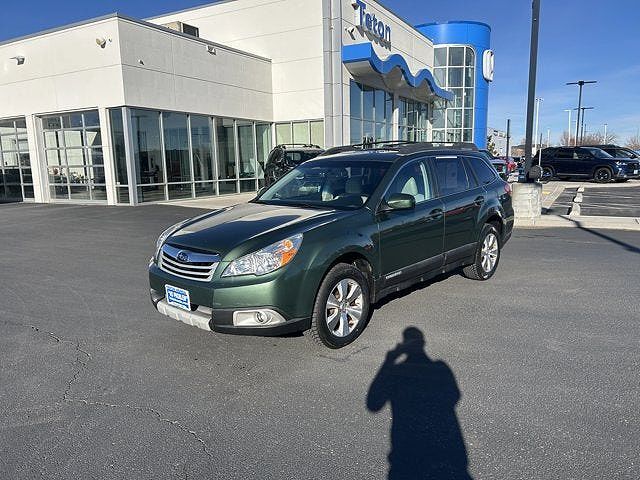 2010 SUBARU Outback